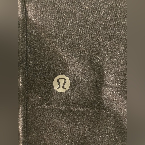 Lulu Lemon sweatpants - Picture 4 of 8